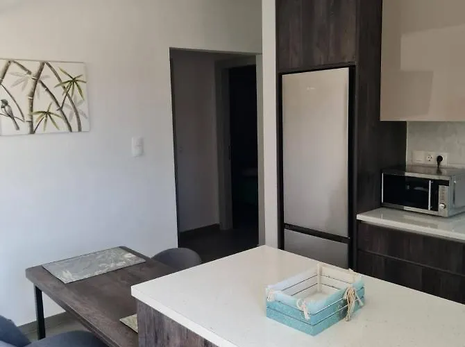 Rhodes Comfort Luxury 아파트